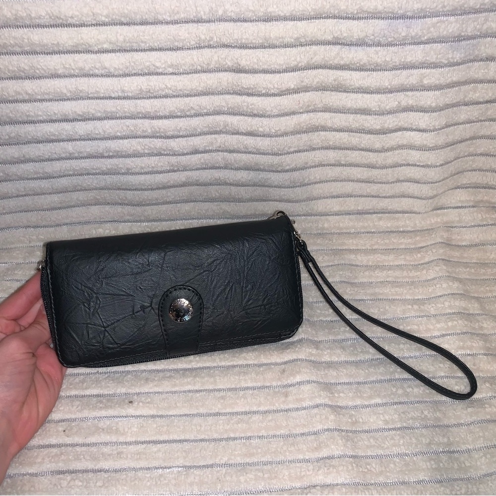 Women’s handbag